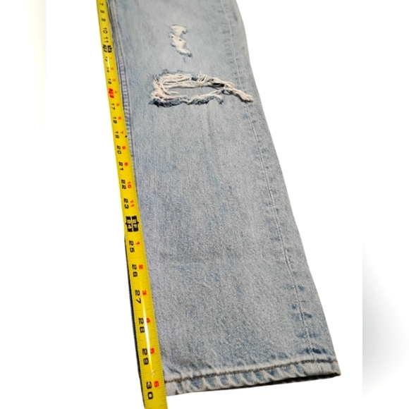 Denim Forum | The BF Highrise Loose 28L  Aritzia Distressed Woman Jean | Size 26 - Picture 13 of 16